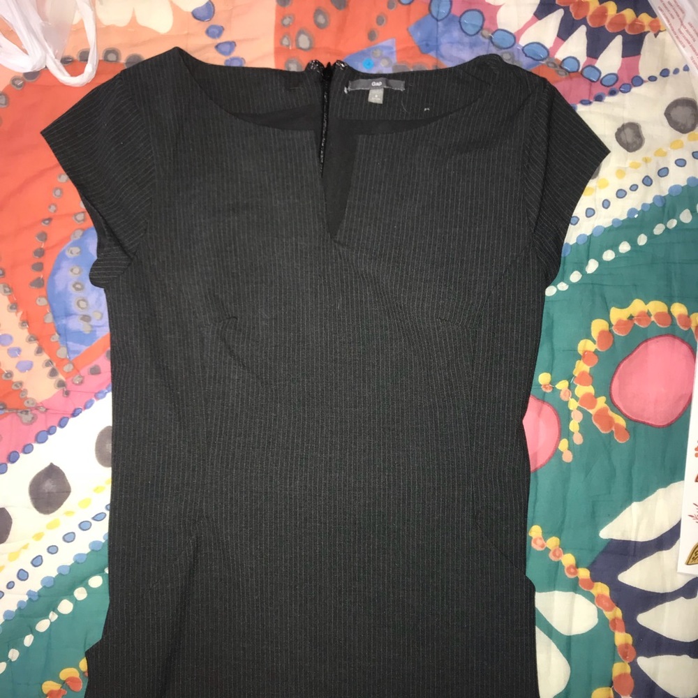 Black pinstripe work staple shift dress gap sz 0